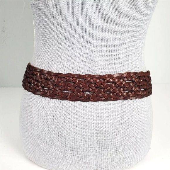 Wide Brown Braided Woven Leather Belt Sz M Oval Buckle Tommy Bahama - Picture 3 of 10